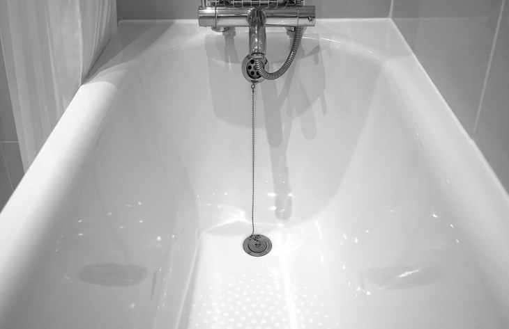 Как ухаживать за акриловой ванной: 5 правил, чтобы прослужила долго